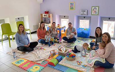 “Mamme al Centro”: riprendono gli incontri per neo e future mamme
